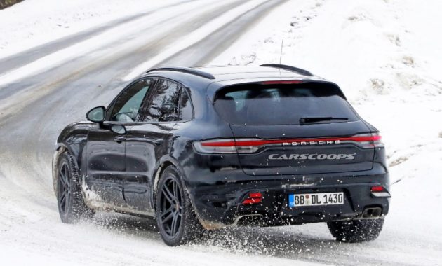 2022 Porsche Macan Test Drive