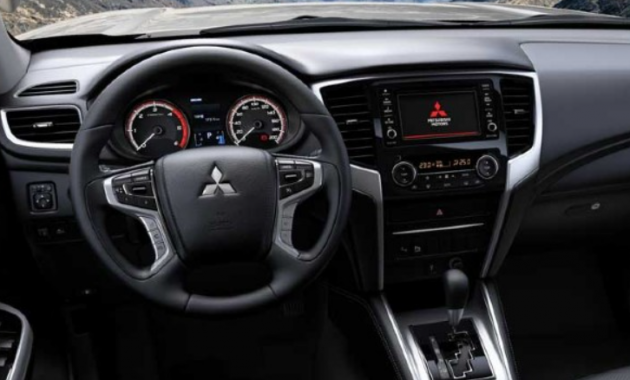 2023 Mitsubishi L200 Interior