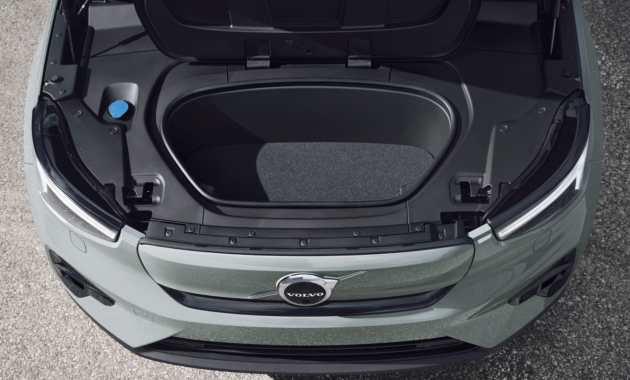 2023 Volvo's electric XC40 Recharge Horsepower