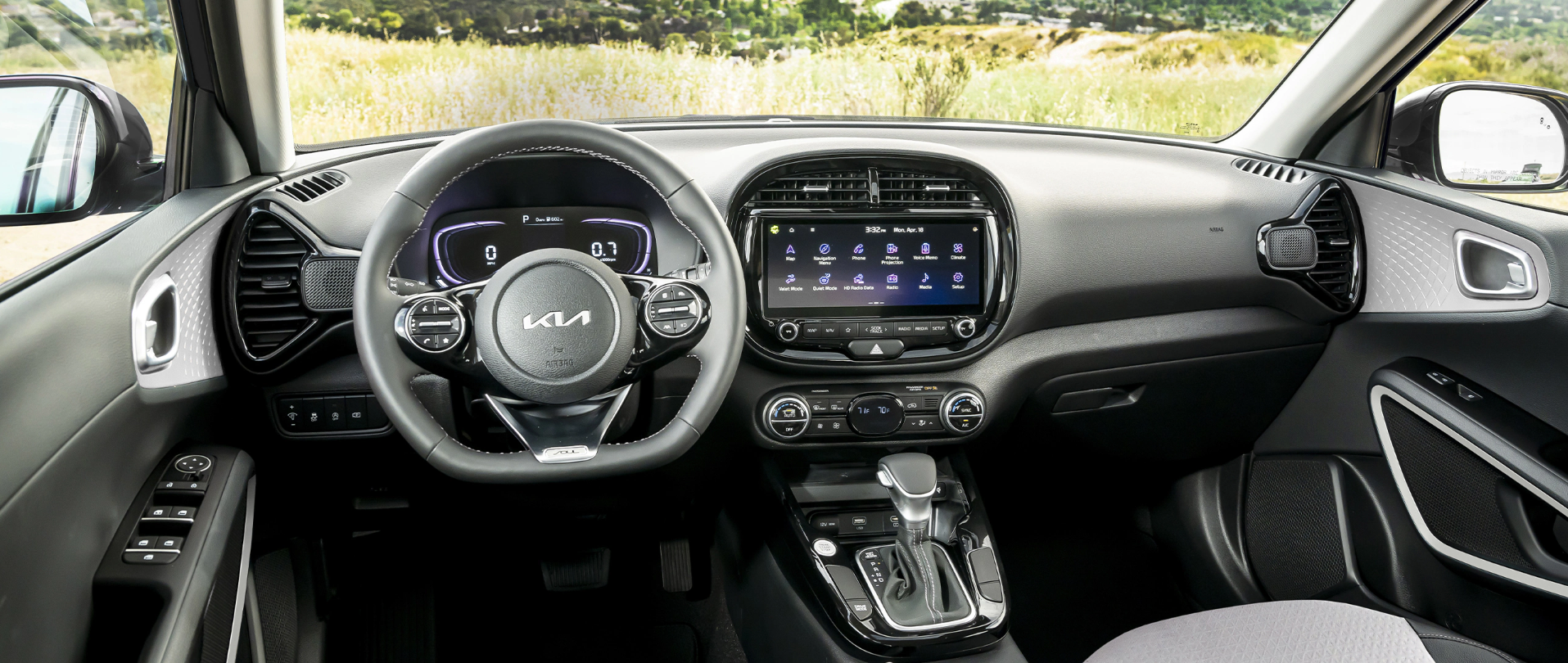 2023 Kia Soul Interior