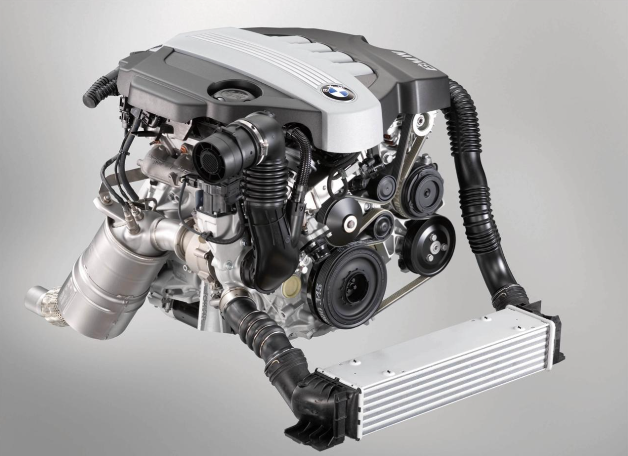 2023 BMW 2-Series Engine